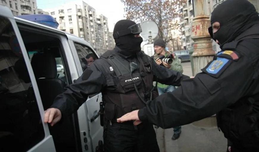 Şeful Poliţiei Sinaia şi un om de afaceri, arestaţi preventiv