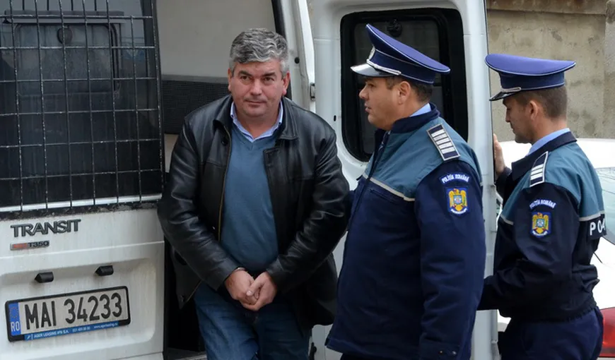 Un primar din Bihor, arestat pentru luare de mită