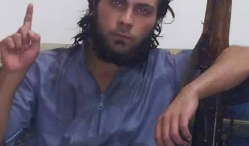 Un luptător jihadist din Siria şi-a EXECUTAT în public mama. Ce acuzaţii i-a adus femeii Statul Islamic