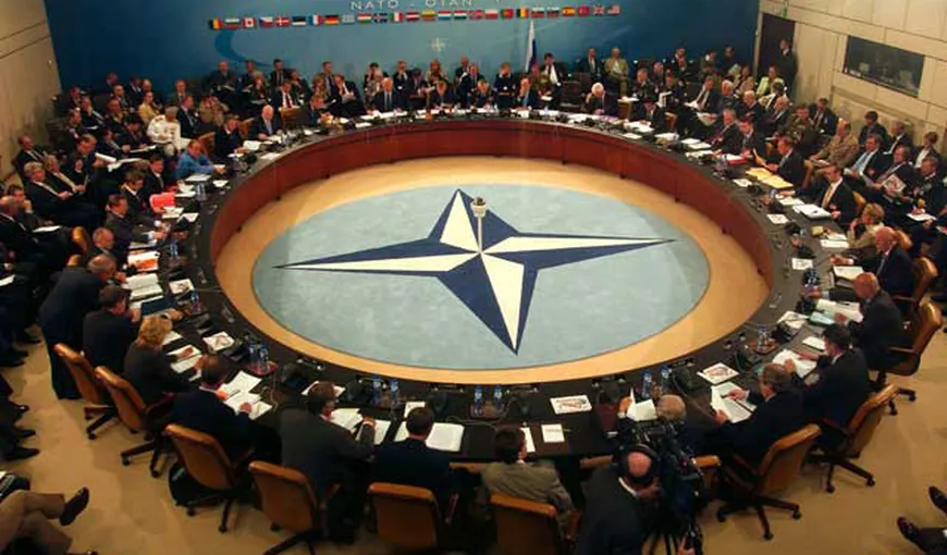 Muntenegrul a început negocierile de aderare la NATO