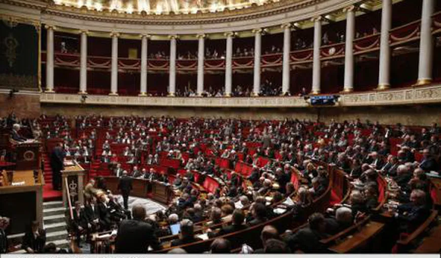 Deputaţii francezi au adoptat o reformă controversată a Constituţiei