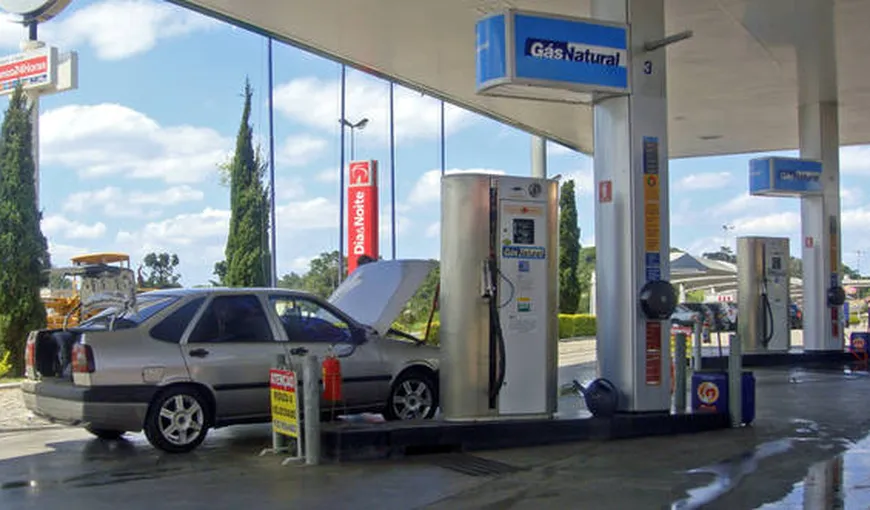 Autorităţile din Bulgaria închid benzinăriile care vând combustibil de calitate scăzută