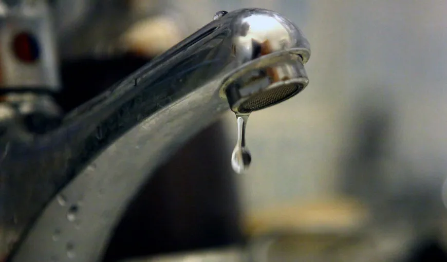 Autorităţile din Breaza avertizează locuitorii că apa de la robinete a fost contaminată cu bacterii