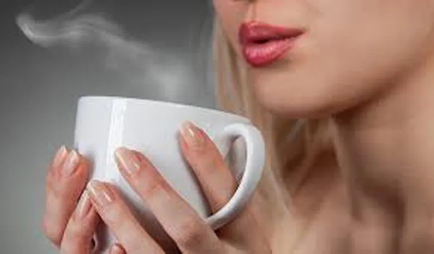 Niciun bărbat nu îşi va mai lăsa iubita să mai bea CAFEA după ce va afla ASTA