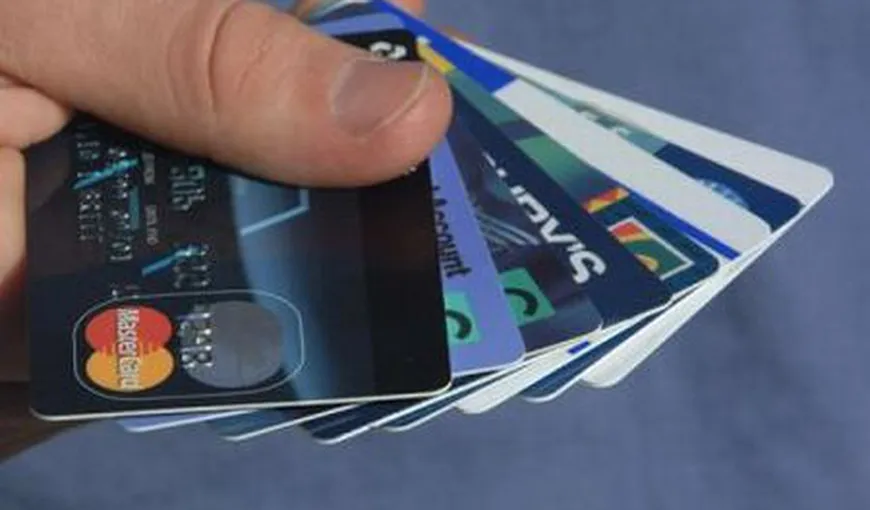 CNCD: Bancă amendată pentru refuzul de a elibera un card bancar pe baza amprentei digitale