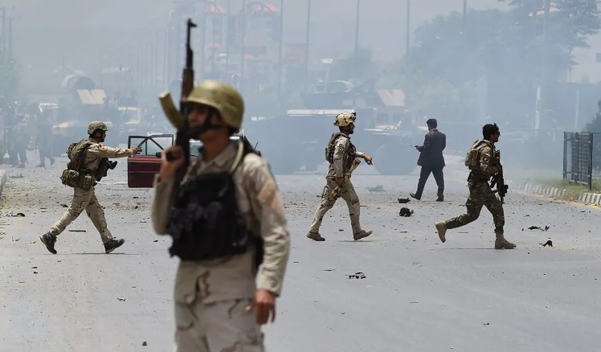 Atentat în Afganistan: Trei militari au fost ucişi. Talibanii au revendicat atacul