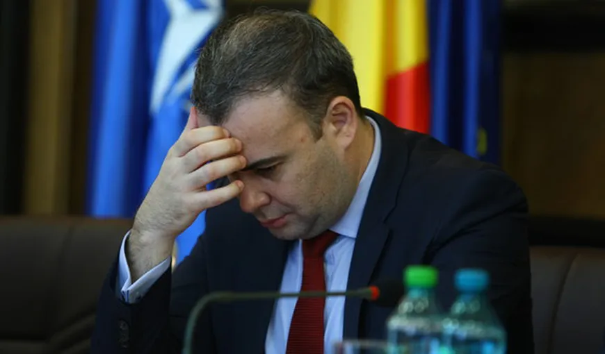 Fostul ministru al Finanţelor, Darius Vâlcov, rămâne sub CONTROL JUDICIAR