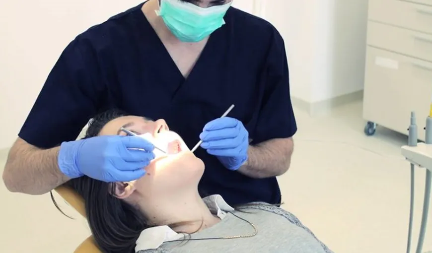 5 lucruri pe care trebuie să le ştii înainte să-ţi pui implanturi dentare
