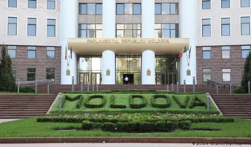 Parlamentul de la Chişinău a votat declaraţia de STABILIZARE şi MODERNIZARE a Republicii Moldova