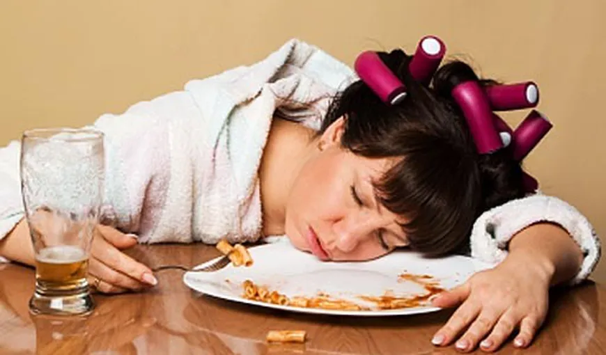 De ce suntem mai obosiţi după ce mâncăm