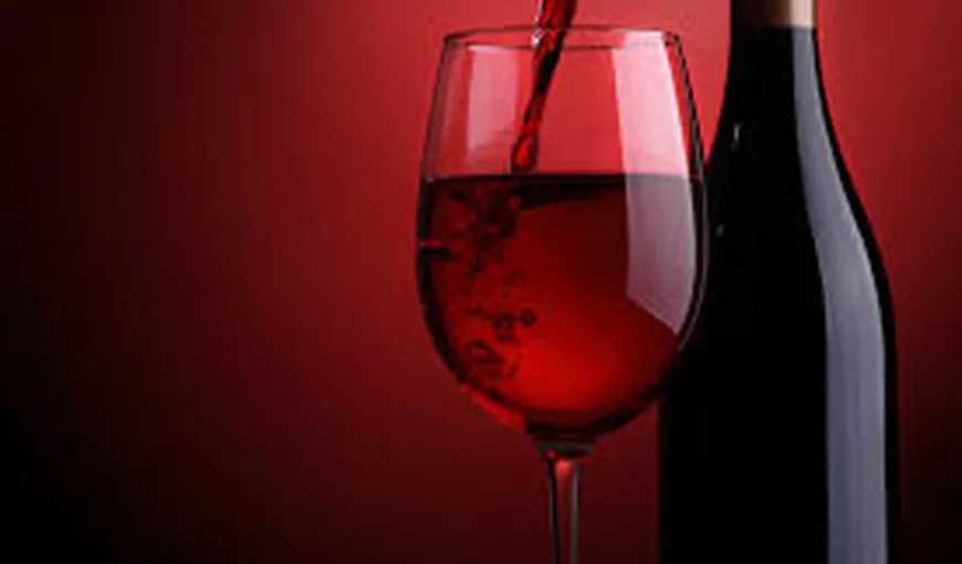 Vinul roşu, un medicament! Cum şi cât trebuie să bei ca să fii sănătos