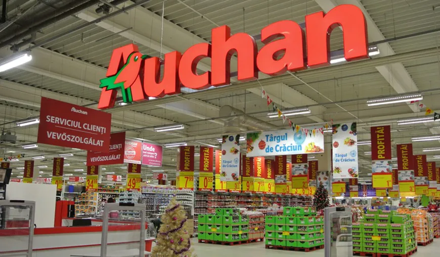 Auchan face angajări. Caută oameni care au cel puţin 10 clase