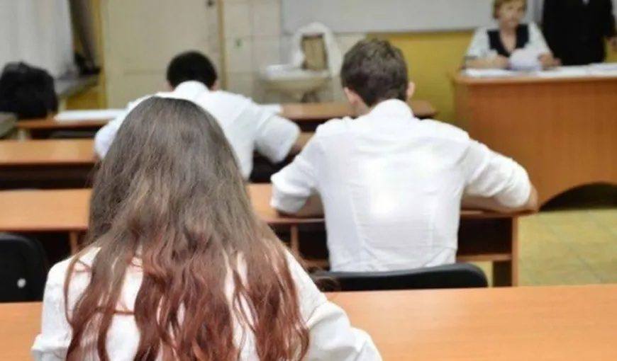 FRAUDĂ LA BAC: Condamnări cu suspendare pentru 18 profesori din Giurgiu