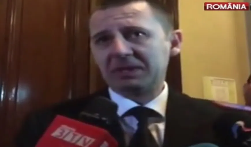 LACRIMI şi DEMISII în rândul consilierilor locali ai Craiovei după reţinerea primarului Lia Olguţa Vasilescu VIDEO