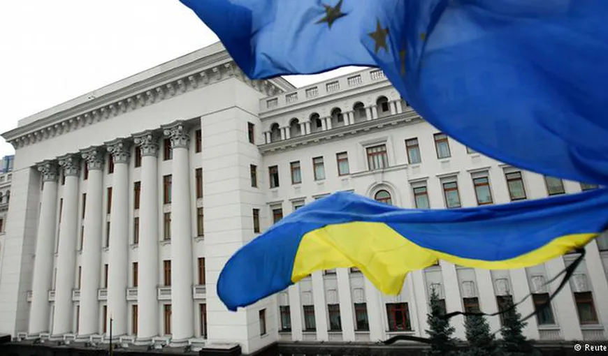 Oficialităţile ucrainene NU mai au voie să CRITICE public guvernul de la Kiev