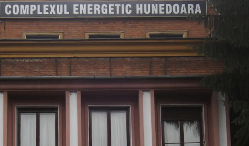 600 de salariaţi ai Complexului Energetic Hunedoara, în „concedii în aşteptare”