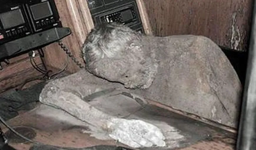 MISTER în PACIFIC. Cadavru mumificat, descoperit la bordul unui iaht care plutea în derivă în ocean