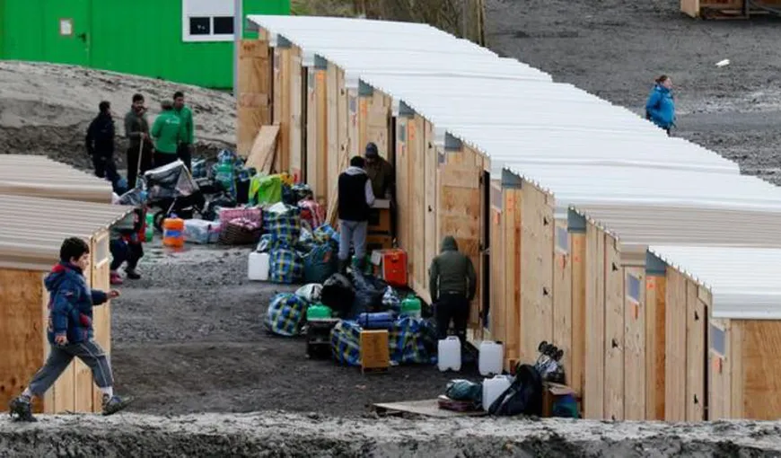 O nouă tabără de migranţi din nordul Parisului a fost evacuată