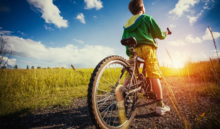 3 lucruri pe care trebuie sa le stiti daca vreti sa cumparati o bicicleta pentru copii