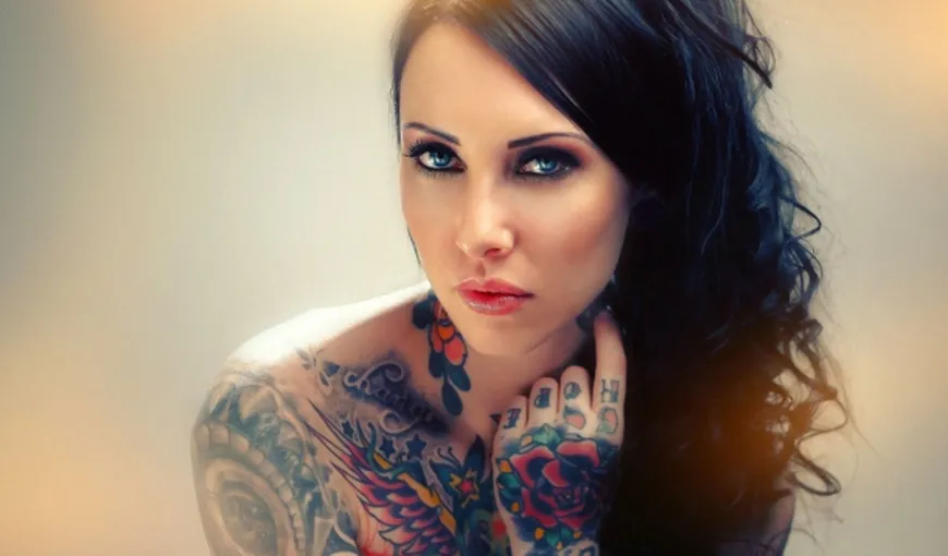 Ce cred bărbaţii despre femeile cu tatuaje