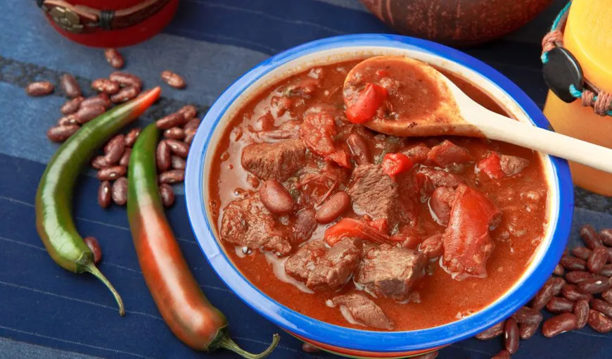 REŢETA ZILEI: Chili con carne. Tocană mexicană