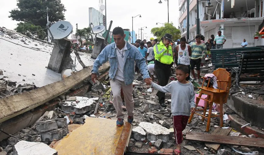 CUTREMUR ECUADOR: 350 de morţi şi peste 2000 de răniţi la ultimul bilanţ
