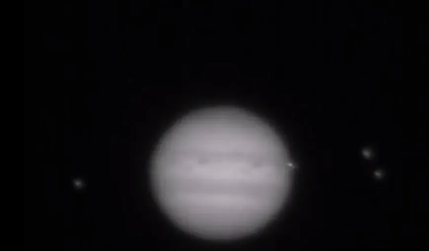 EXPLOZIE pe planeta Jupiter, surprinsă de doi astronomi amatori VIDEO