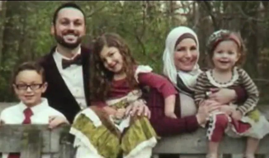 O familie de musulmani, dată jos din avion din motive de „siguranţa zborului” VIDEO