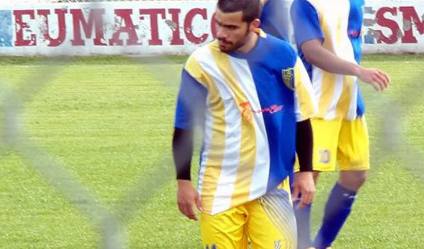 Fotbalist MORT după ce a fost lovit pe teren în timpul unui meci VIDEO
