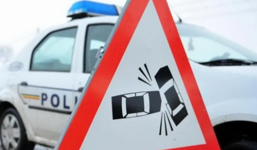 Accident cu trei maşini şi o căruţă în Botoşani: O tânără de 20 de ani a murit