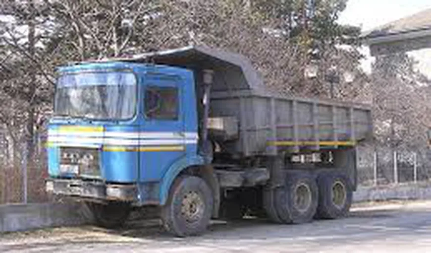 Camioane din România, atacate cu pietre în Franţa