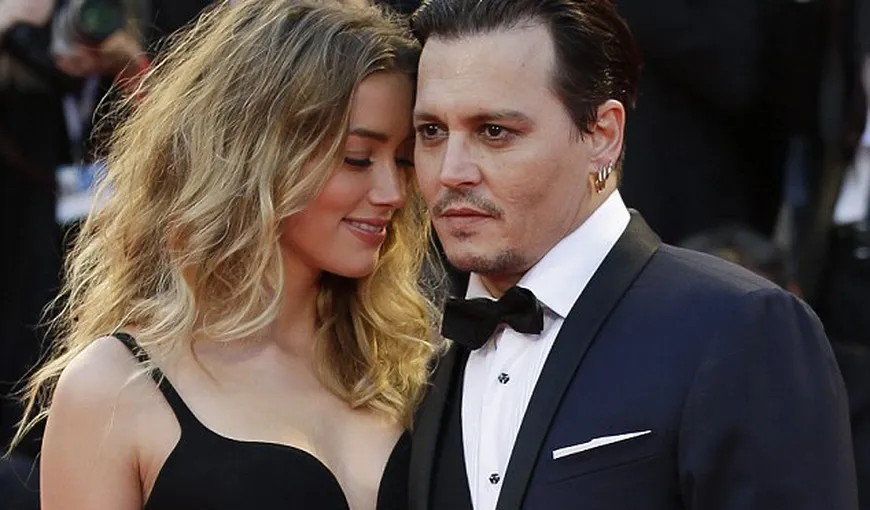 Bombă la Hollywood! Johnny Depp şi Amber Heard DIVORŢEAZĂ