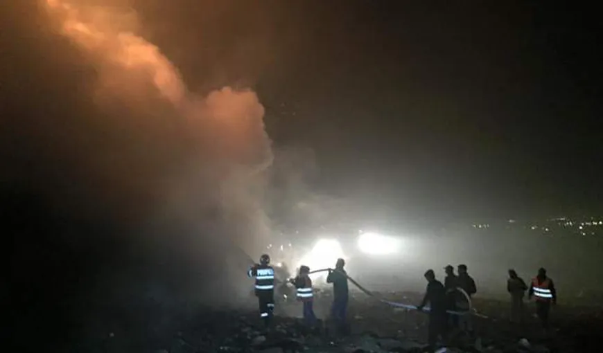 Incendiu la groapa de gunoi din Cluj Napoca. Emil Boc spune că focul a fost pus intenţionat VIDEO