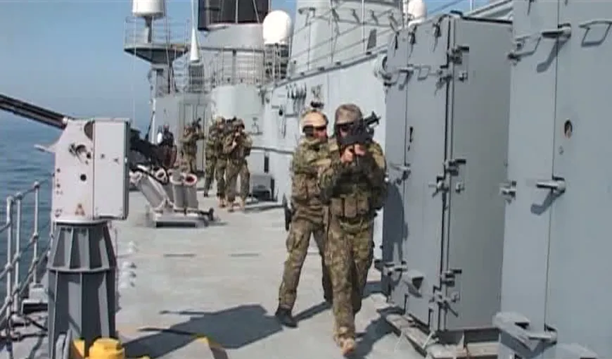 Nave militare, elicoptere şi avioane româneşti, exerciţiu de amploare în Marea Neagră VIDEO
