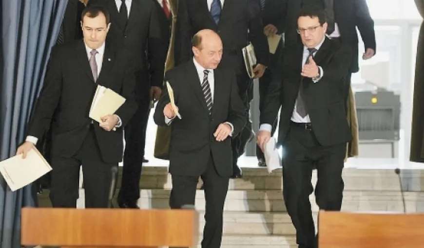 Traian Băsescu, un nou atac la SRI pe tema dezinfectanţilor Hexi Pharma