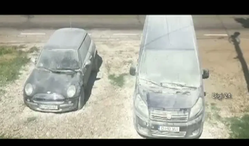Incident grav în Olt. Maşinile unui politician, INCENDIATE. VIDEO
