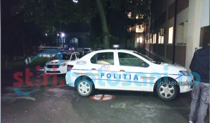 Un poliţist din Botoşani a fost înjunghiat. Acesta a ajuns de urgenţă la spital
