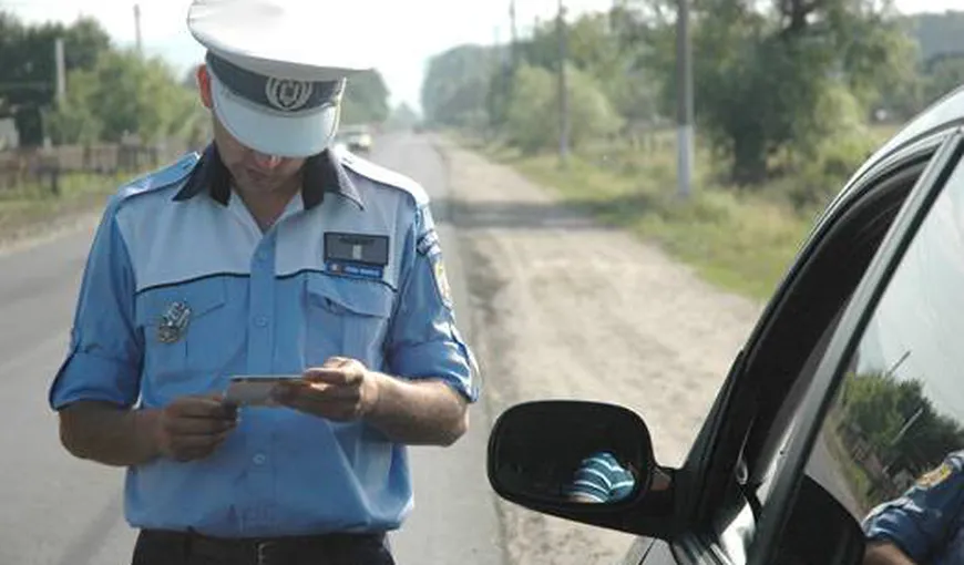 Patru poliţişti din Gorj, implicaţi în mafia asigurărilor auto