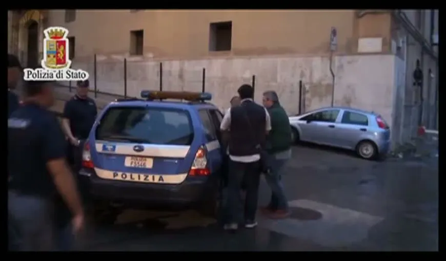 Români ARESTAŢI în Italia pentru furturi de sute de mii de euro