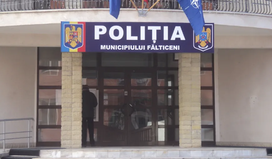 Fost şef de la Poliţia Fălticeni, trimis în judecată pentru trafic de influenţă