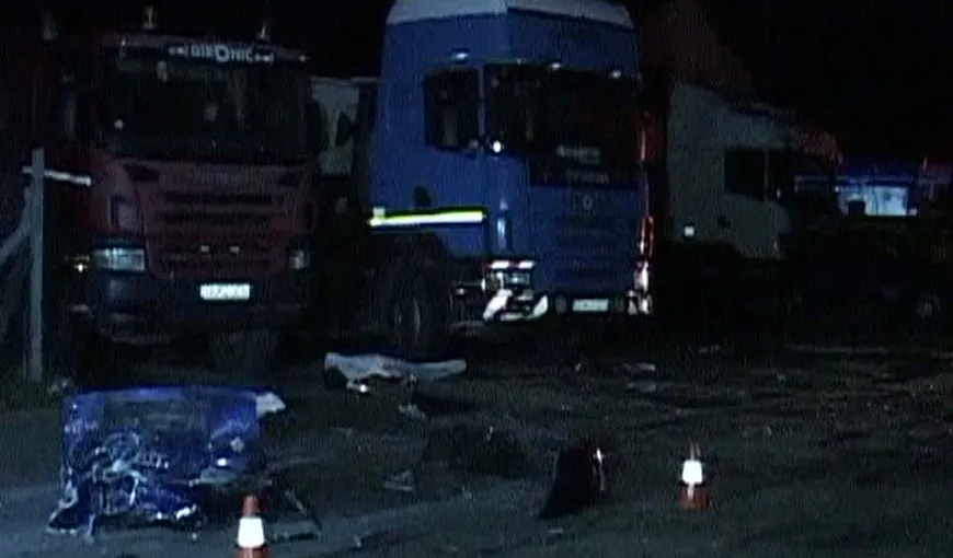 Tragedie pe o şosea din Bistriţa. Doi tineri au murit, iar un altul se află în stare gravă