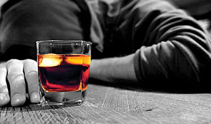 Descoperire ULUITOARE a cercetătorilor. „Consumul de alcool poate duce direct la declanşarea cancerului”