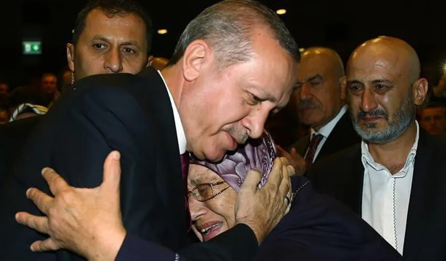 Erdogan face un pas înapoi. Renunţă la procese împotriva celor care l-au insultat