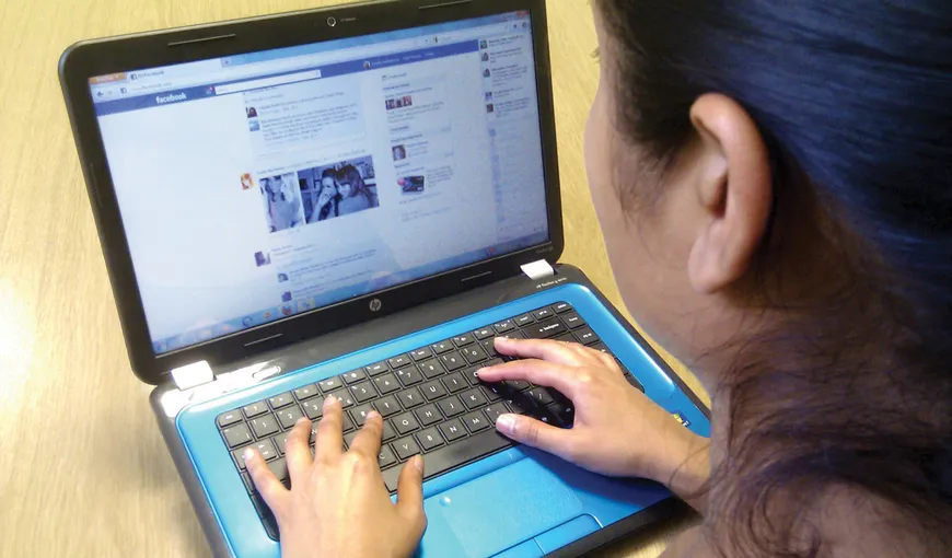 STUDIU FACEBOOK: Aproximativ 60 la sută dintre ştirile distribuite pe reţelele de socializare nu sunt citite înainte