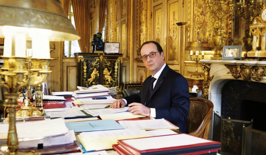 Franţa: Preşedintele Francois Hollande îşi face Gardă Naţională