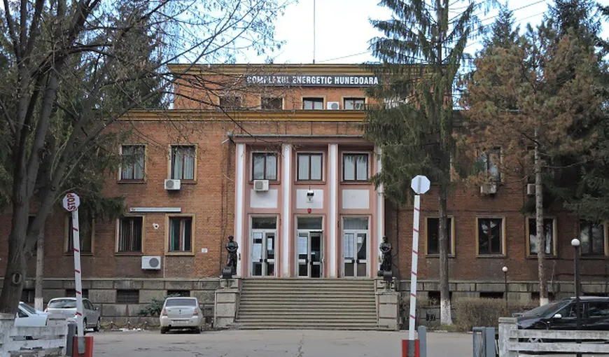 Angajaţii Complexului Energetic Hunedoara depun plângeri penale împotriva directorului general