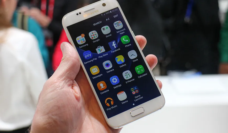 Vânzările de smartphone-uri Galaxy S7 au crescut cu 17,4% profitul operaţional al Samsung în T2