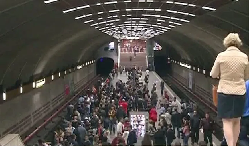 Tentativă de suicid la metrou. Traficul a fost blocat