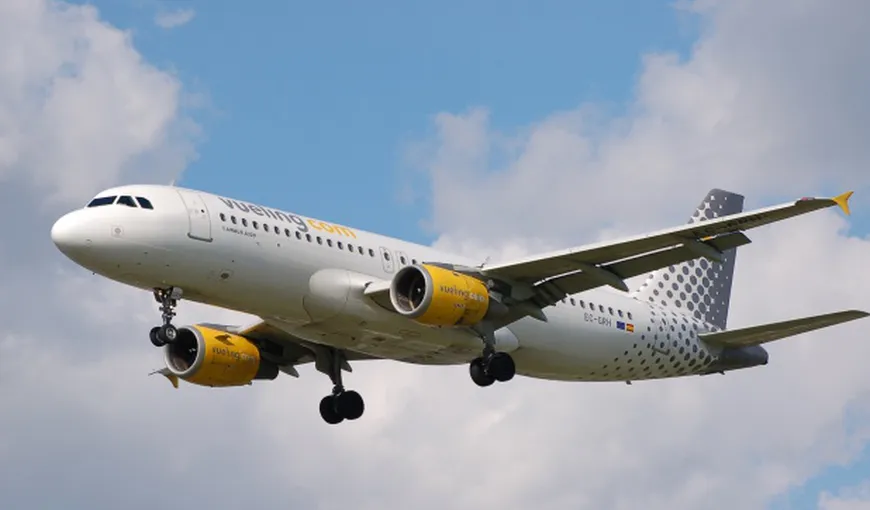 Probleme pe aeroportul din Barcelona: Compania Vueling a anulat 19 zboruri