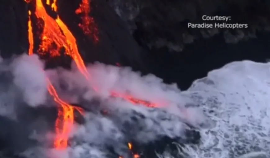 Erupţie vulcanică spectaculoasă în Hawaii. Imaginea surprinsă din elicopter te pune pe gânduri VIDEO